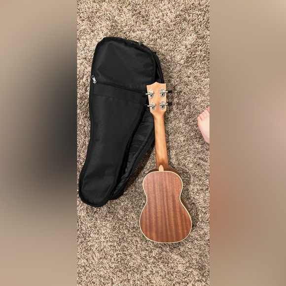 Koala Ukulele - Picture 4 of 5